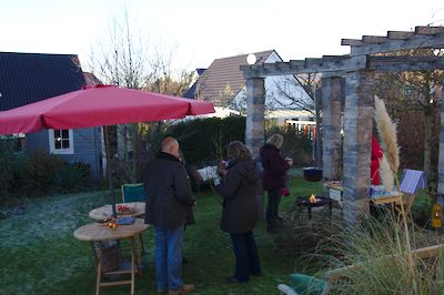 Gste beim Punsch